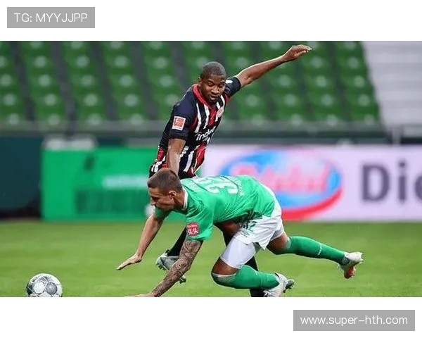 莱比锡客场开局强势，柏林联合靠反击连入两球